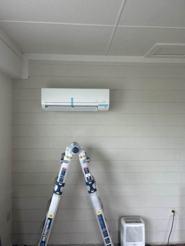 Indoor wall mount unit 