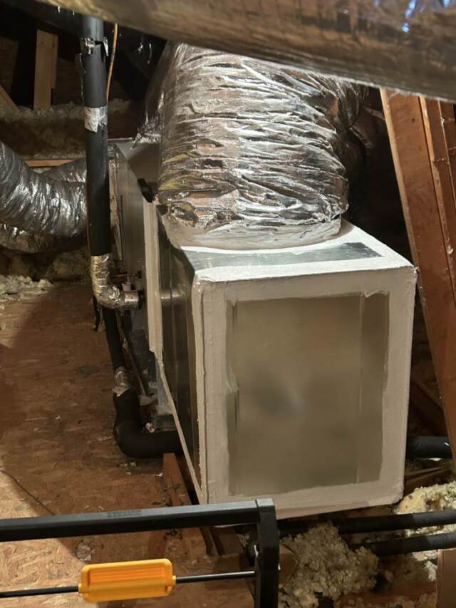 Sealed plenum 