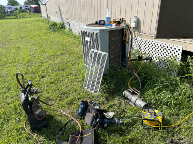 Out door Trane condenser 