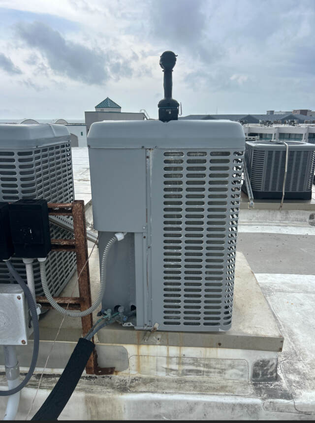 Condenser 