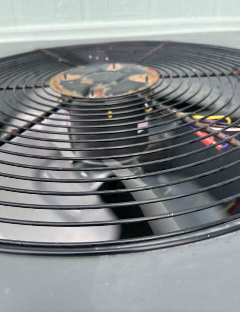 Condenser fan motor
